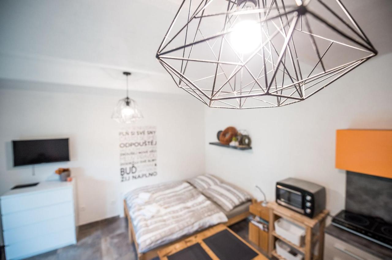 Apartman Ve Dvore Ratiskovice Exteriör bild