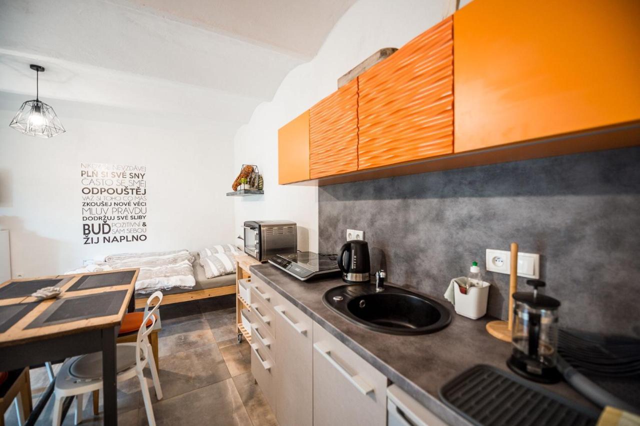 Apartman Ve Dvore Ratiskovice Exteriör bild