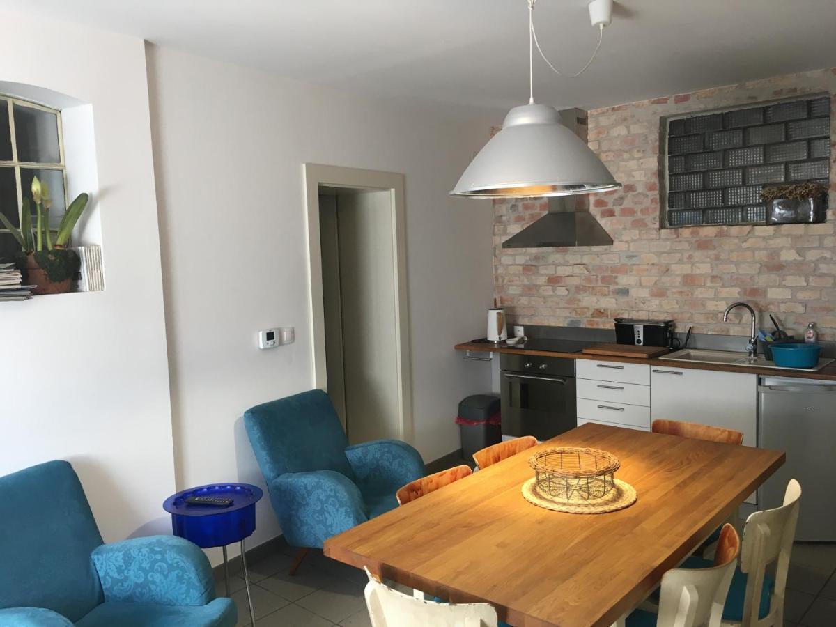 Apartman Ve Dvore Ratiskovice Exteriör bild