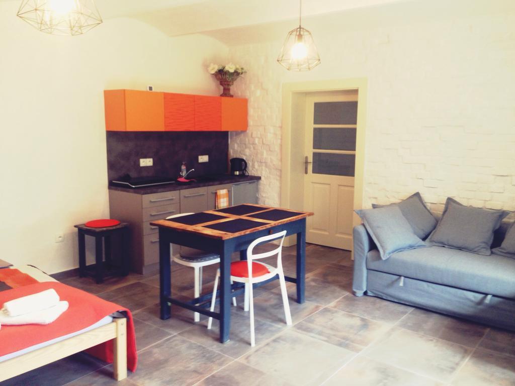 Apartman Ve Dvore Ratiskovice Exteriör bild